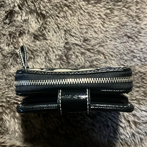 old coach kirsten bag and wallet <333 - Picture 3 of 13